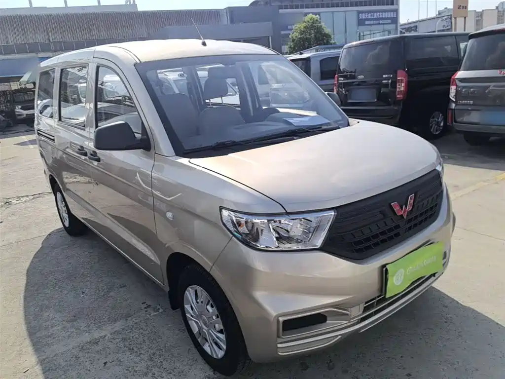 Wuling Hongguang V 2024 — фото 4