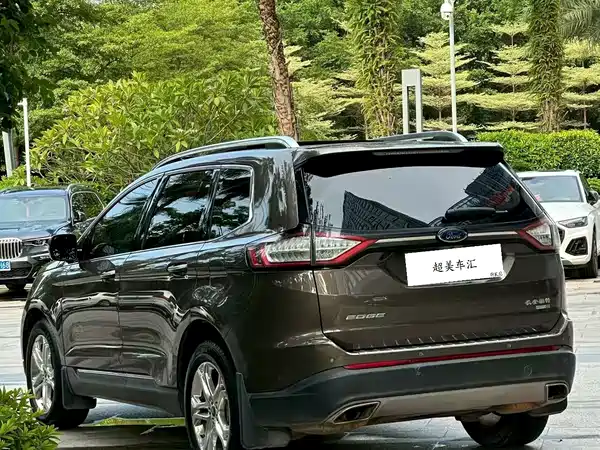 Ford Edge 2015