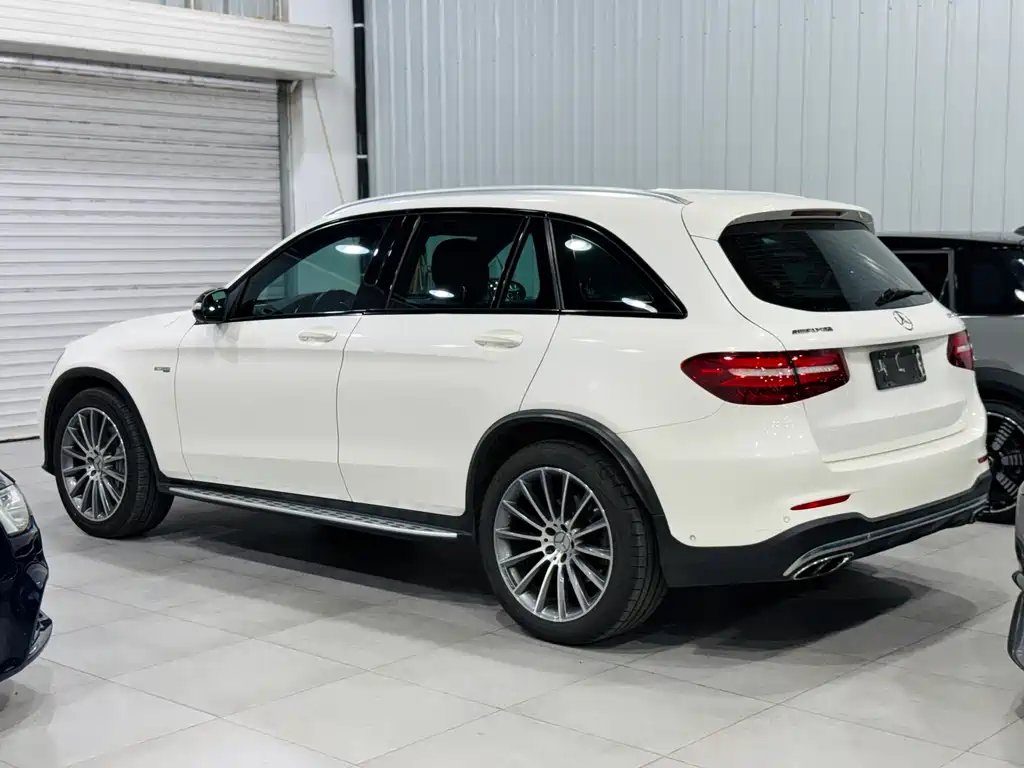 Mercedes-Benz GLC AMG 2017 — фото 4