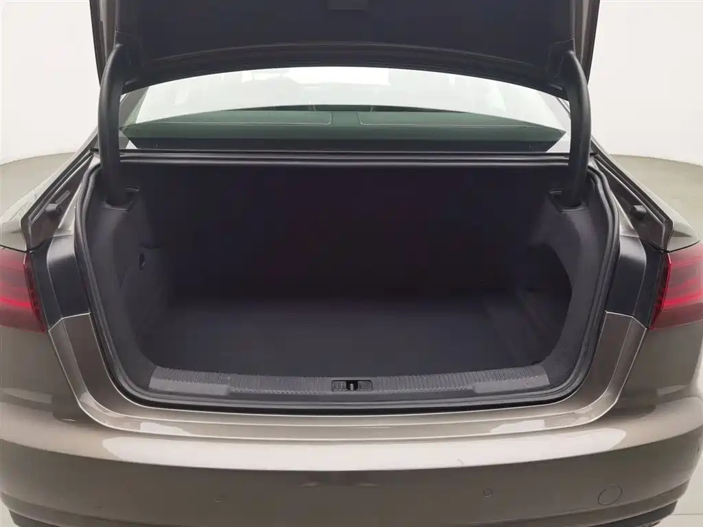 Audi A6L 2017 — фото 16