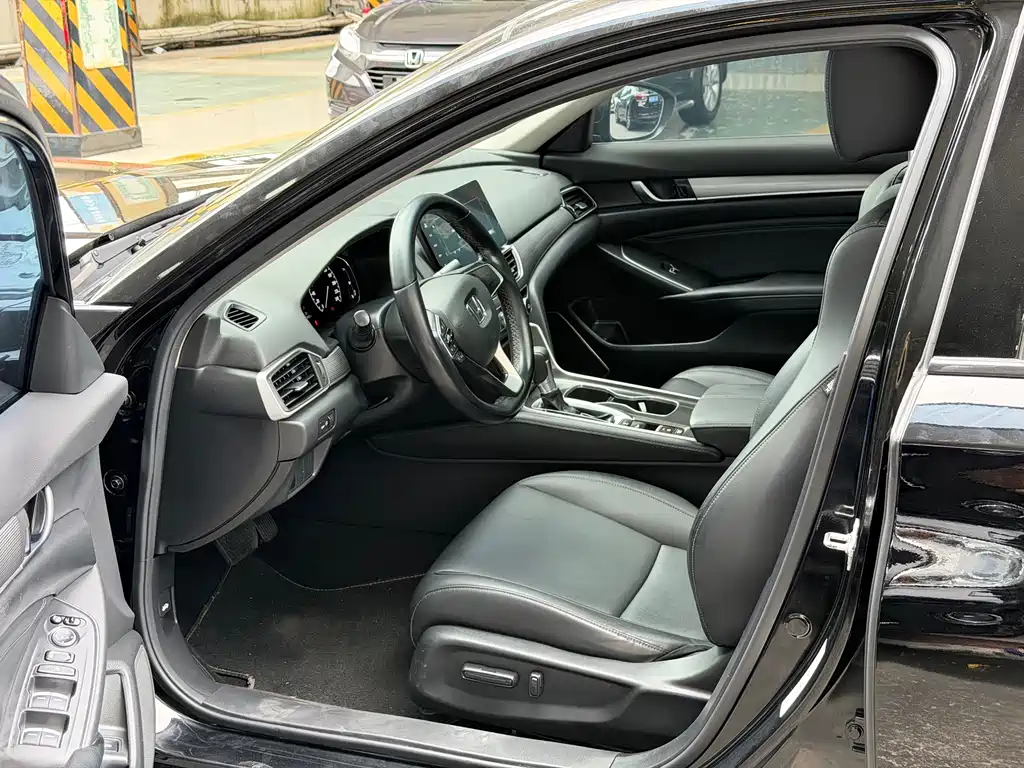 Honda Accord 2022