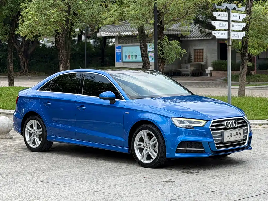Audi A3 2019 — фото 3