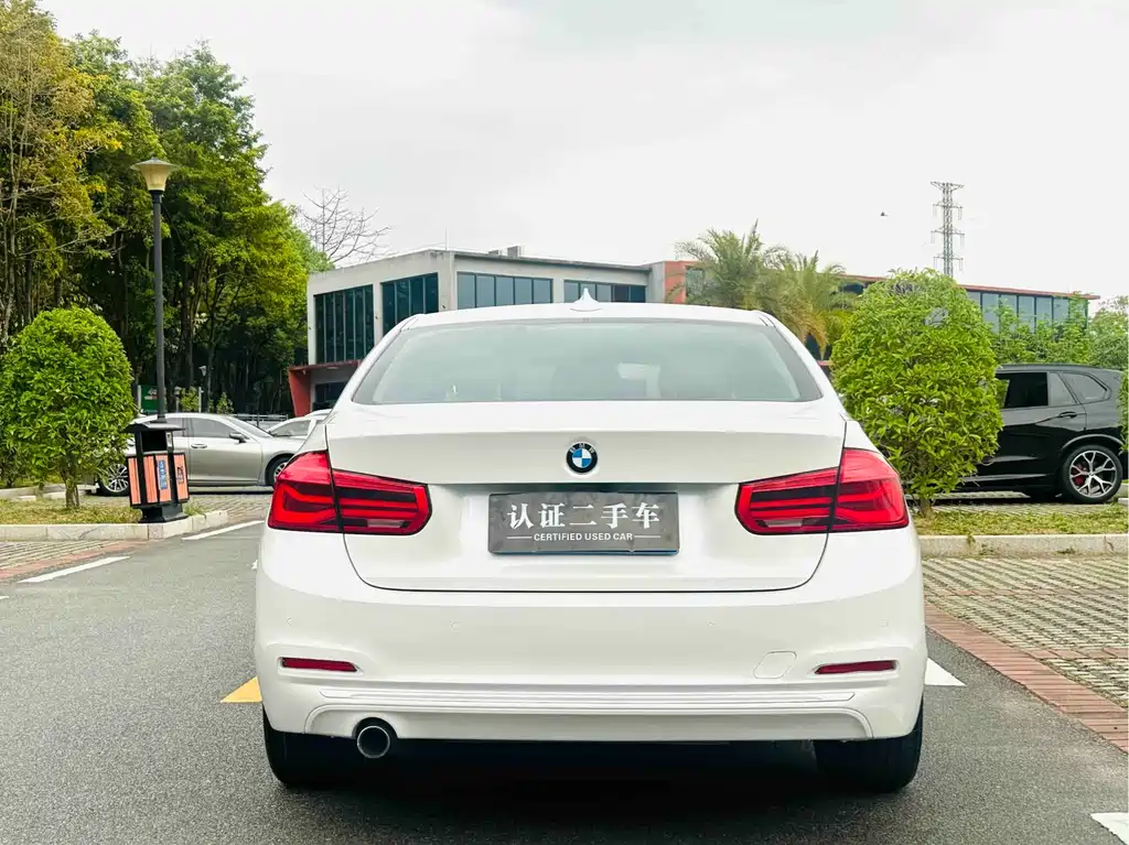 BMW 3 Series 2017 — фото 6