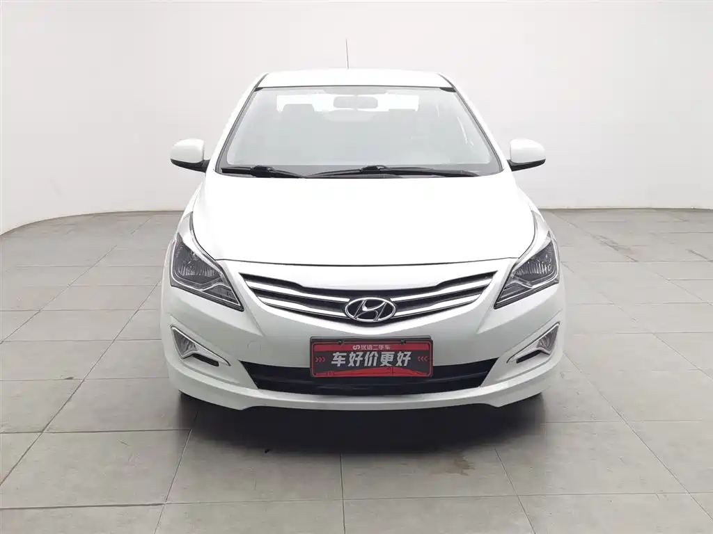 Hyundai Verna 2015 — фото 3