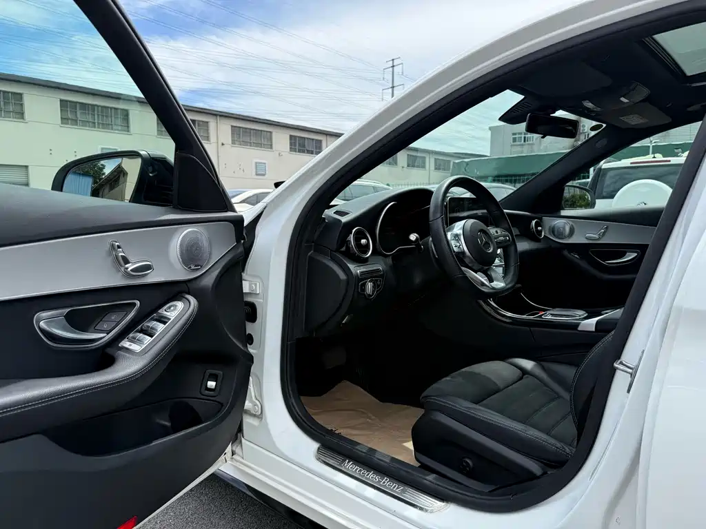 Mercedes-Benz C-Class 2021 — фото 10