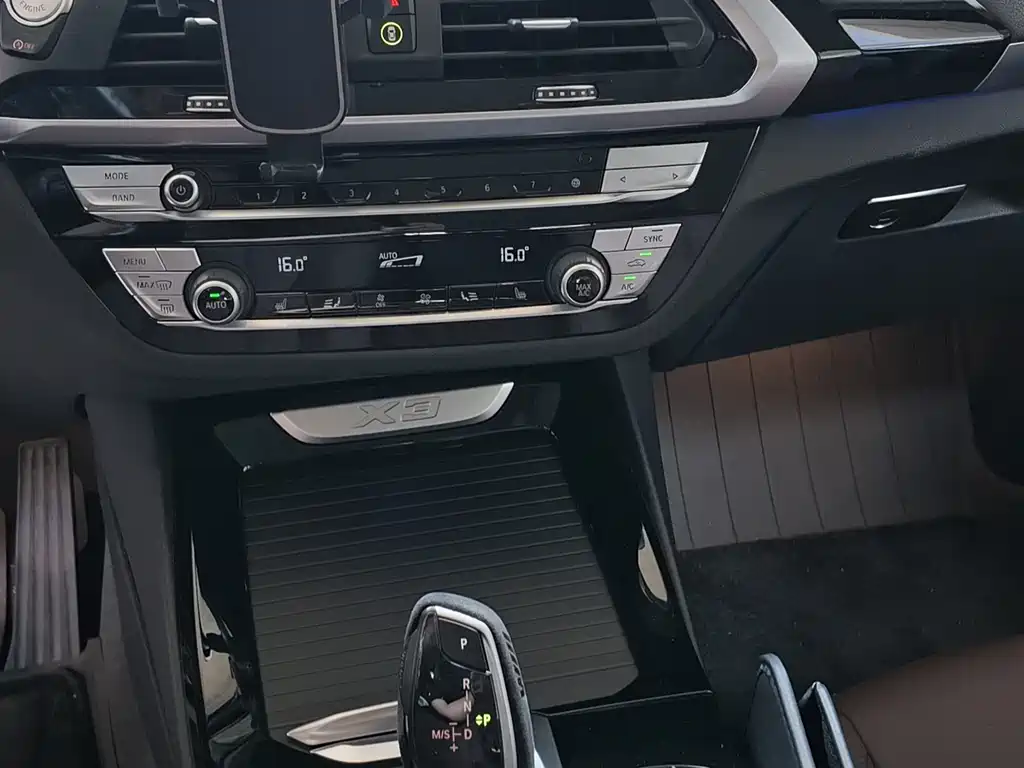 BMW X3 2020 — фото 11