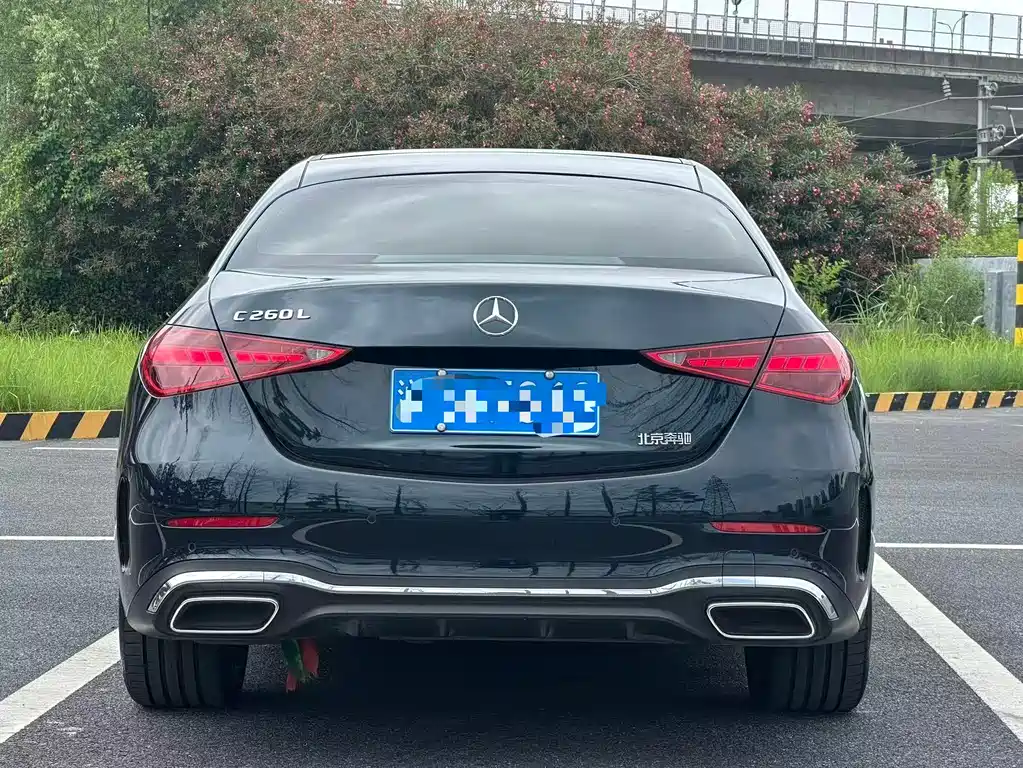 Mercedes-Benz C-Class 2023 — фото 3