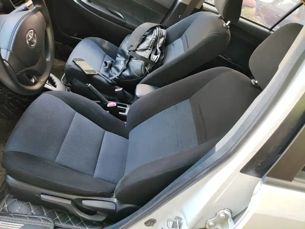 Toyota Yaris L 2020 — фото 15