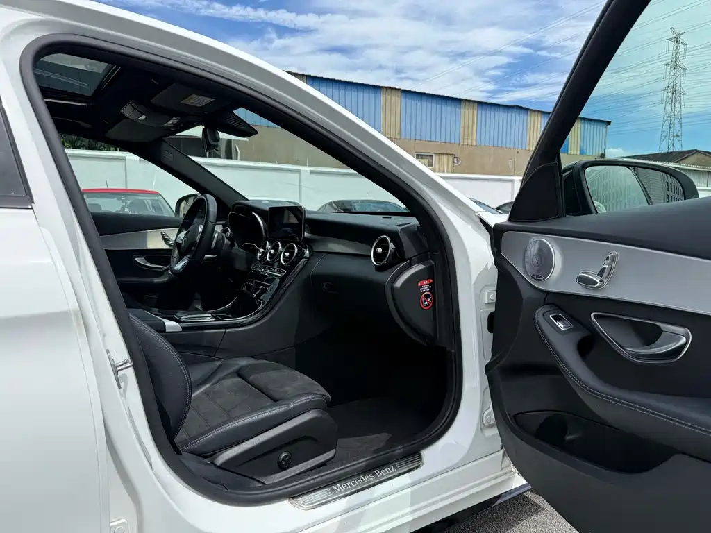 Mercedes-Benz C-Class 2021 — фото 21