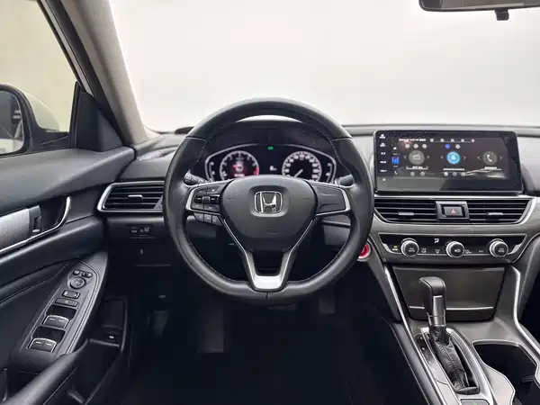 Honda Accord 2023