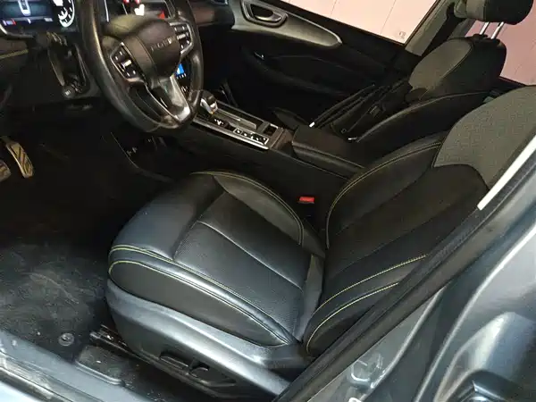 Roewe RX5 2020