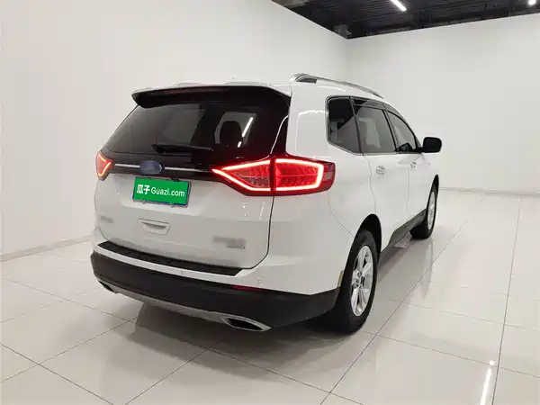 Ford Edge 2018
