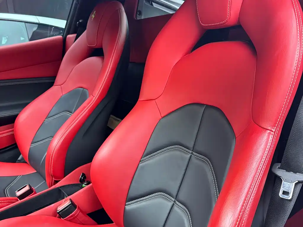 Ferrari 488 2019 — фото 8