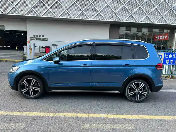 Volkswagen Touran 2019