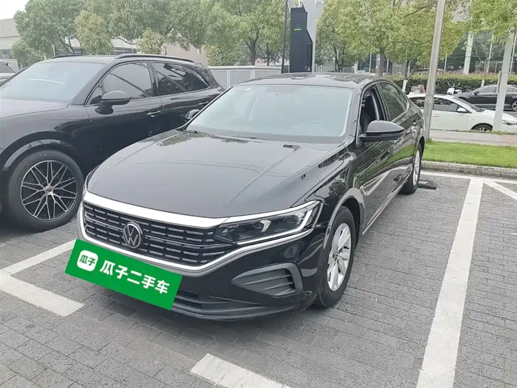 Volkswagen Passat 2025