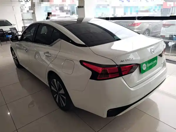 Nissan Teana 2021