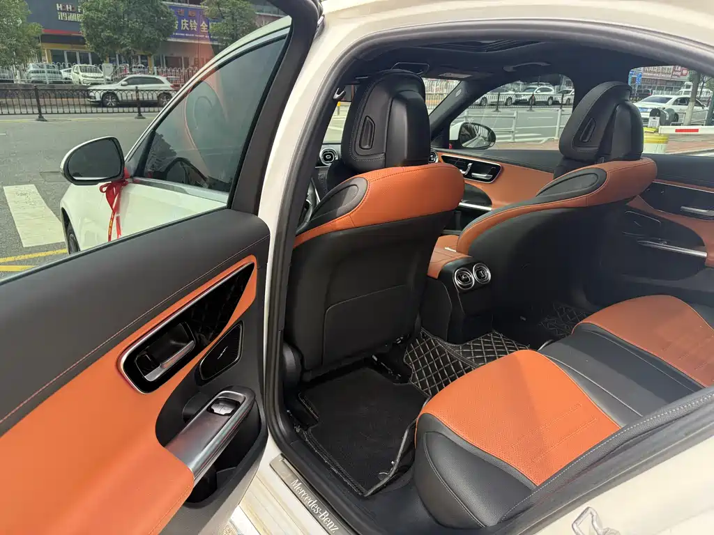 Mercedes-Benz C-Class 2023
