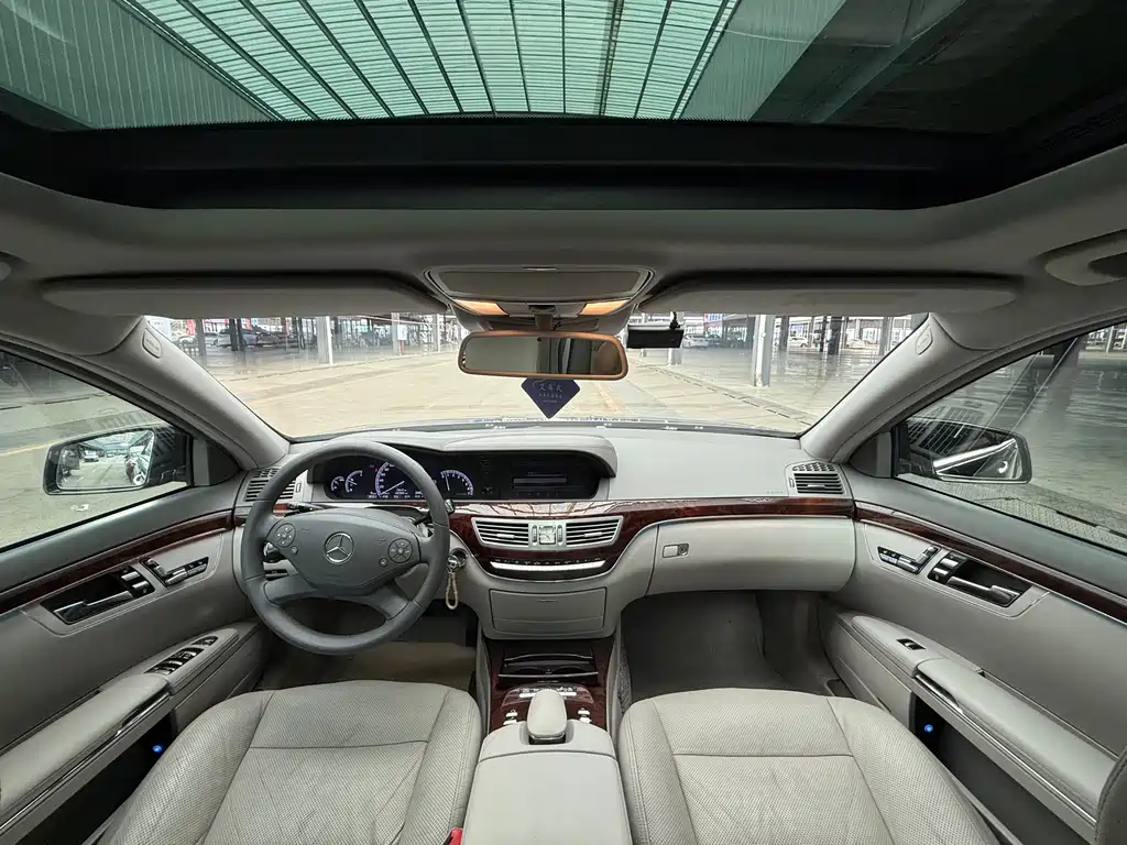 Mercedes-Benz S-Class 2010 — фото 19