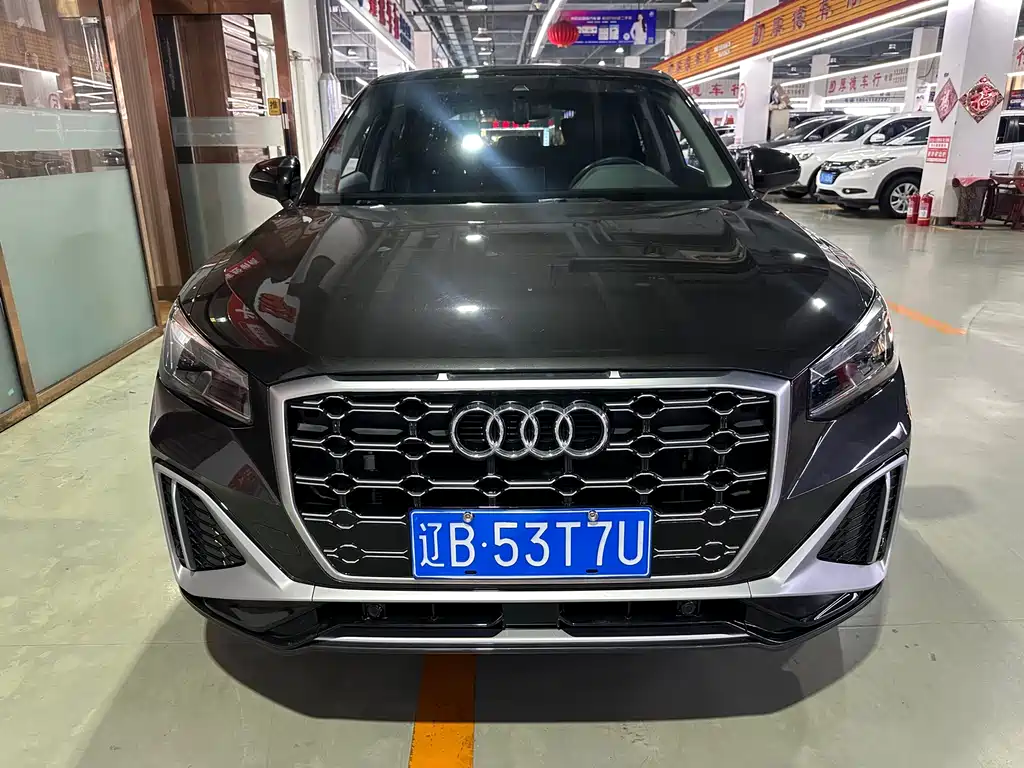 Audi Q2L 2022