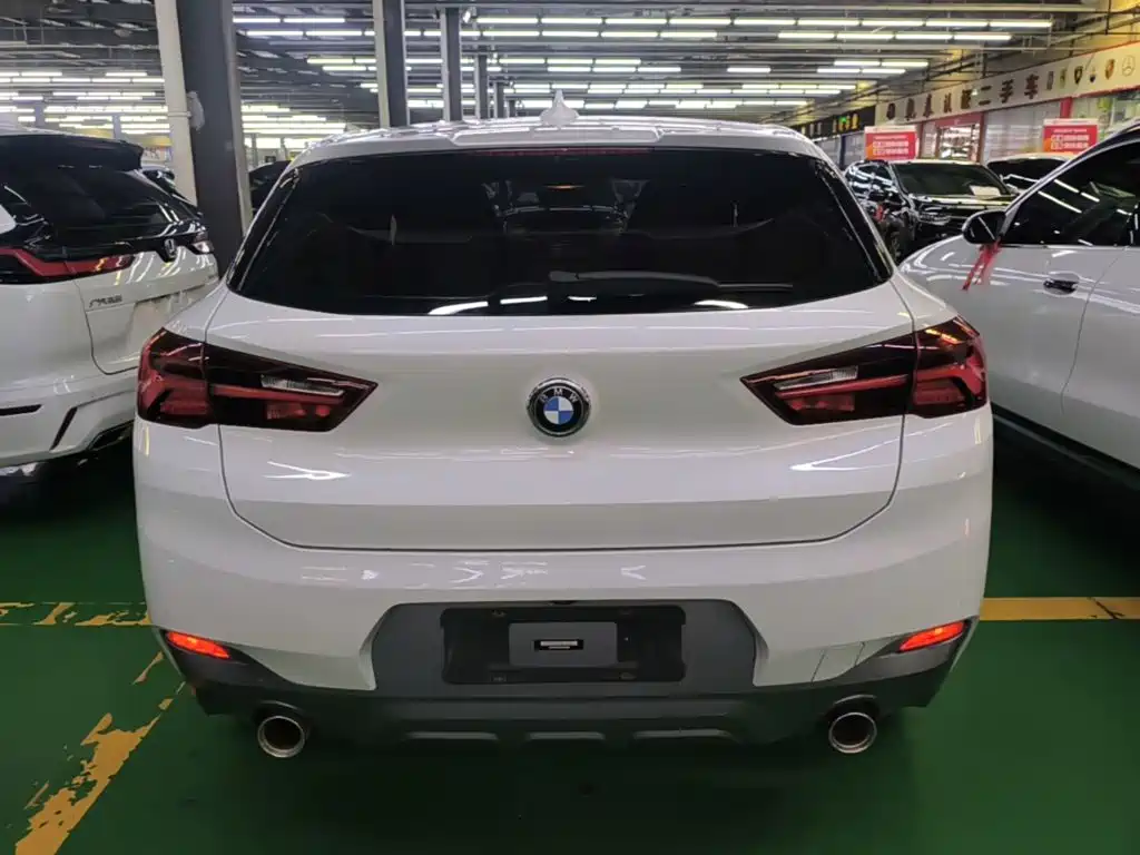 BMW X2 2022 — фото 6