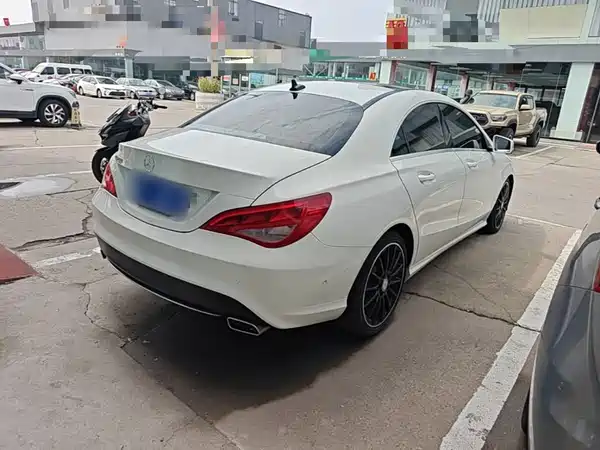 Mercedes-Benz CLA 2016