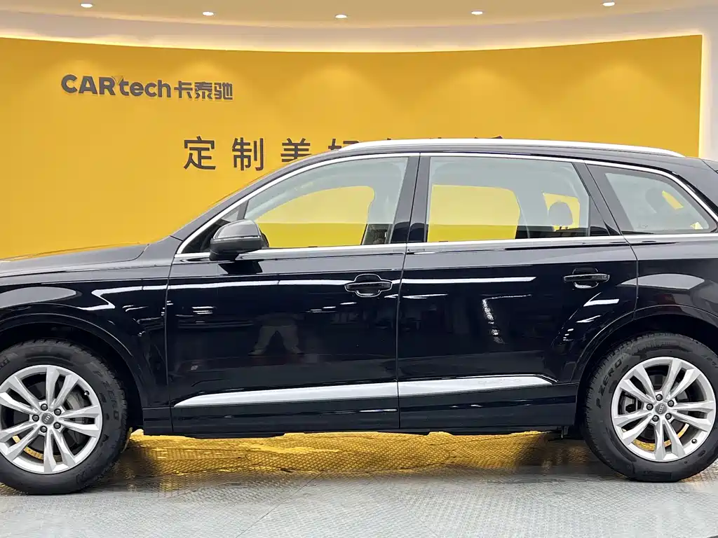 Audi Q7 2017 — фото 26