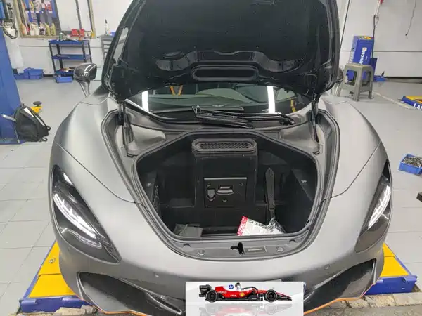 McLaren 720S 2020
