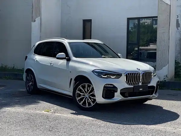 BMW X5 2021