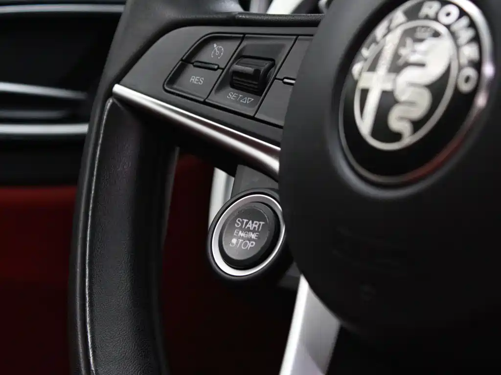 Alfa Romeo Giulia Juliet 2017 — фото 10