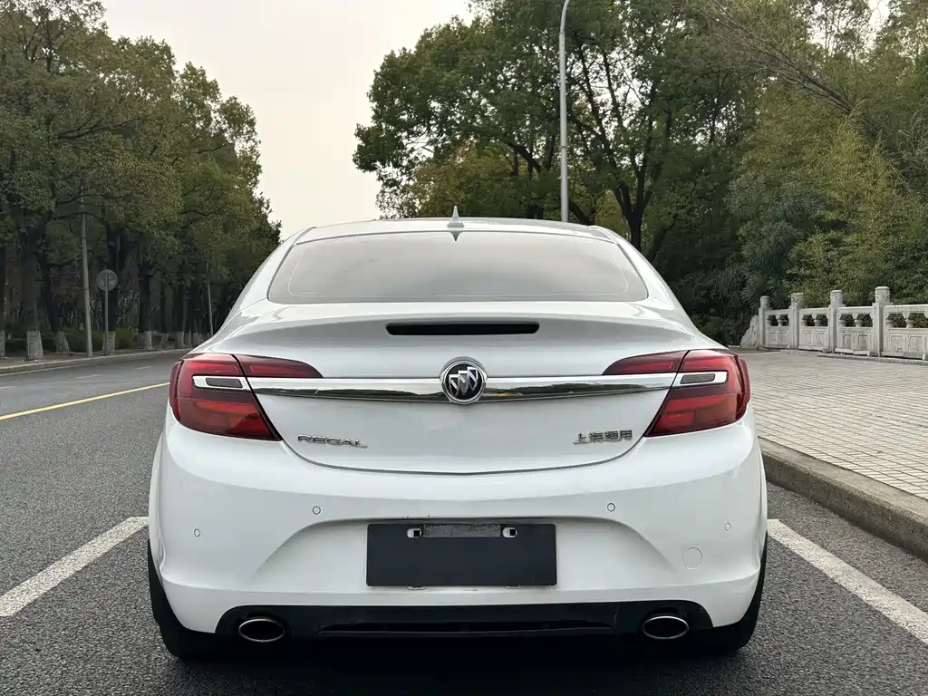 Buick Regal 2015 — фото 6