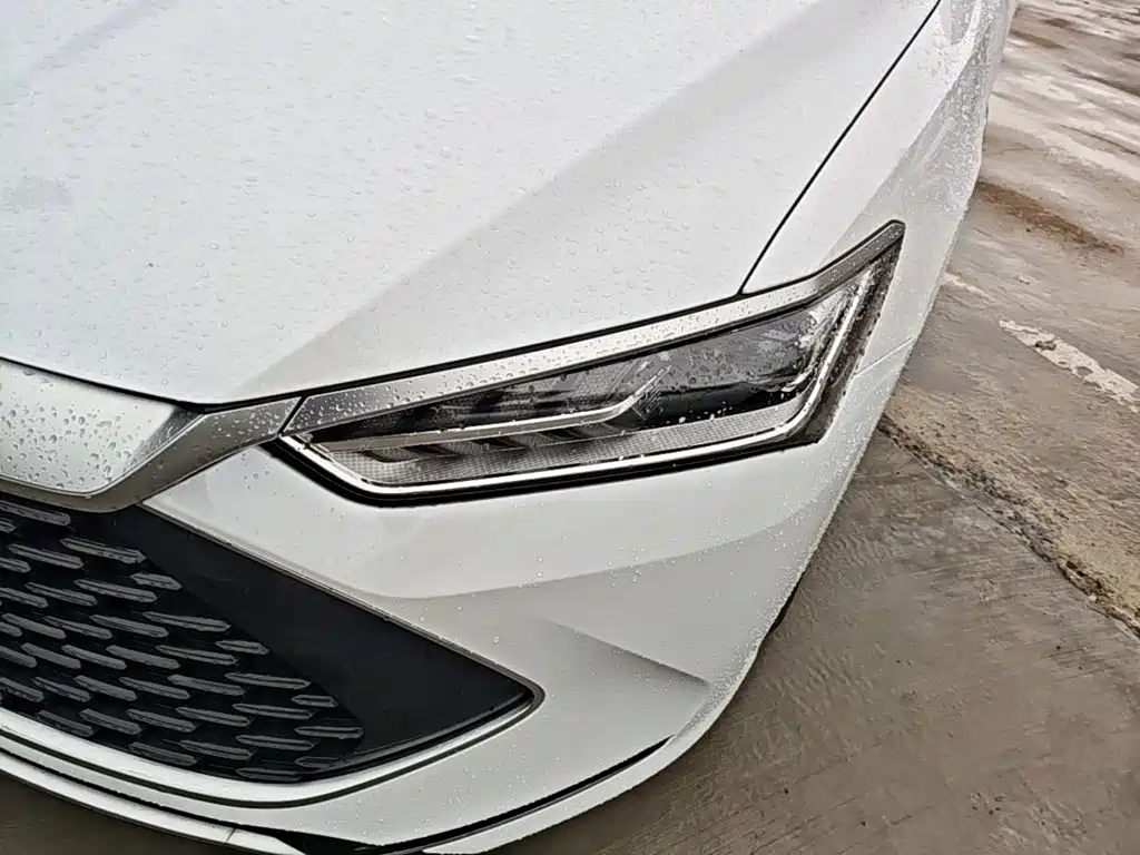 BYD Qin PLUS 2023 — фото 24