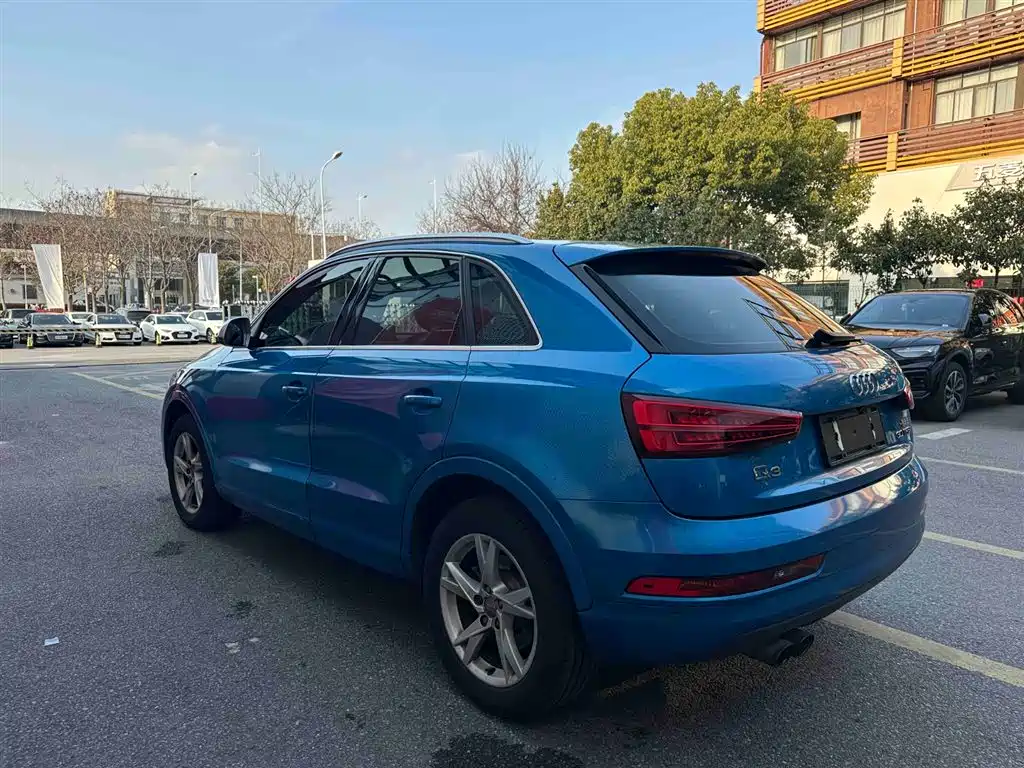 Audi Q3 2018 — фото 7