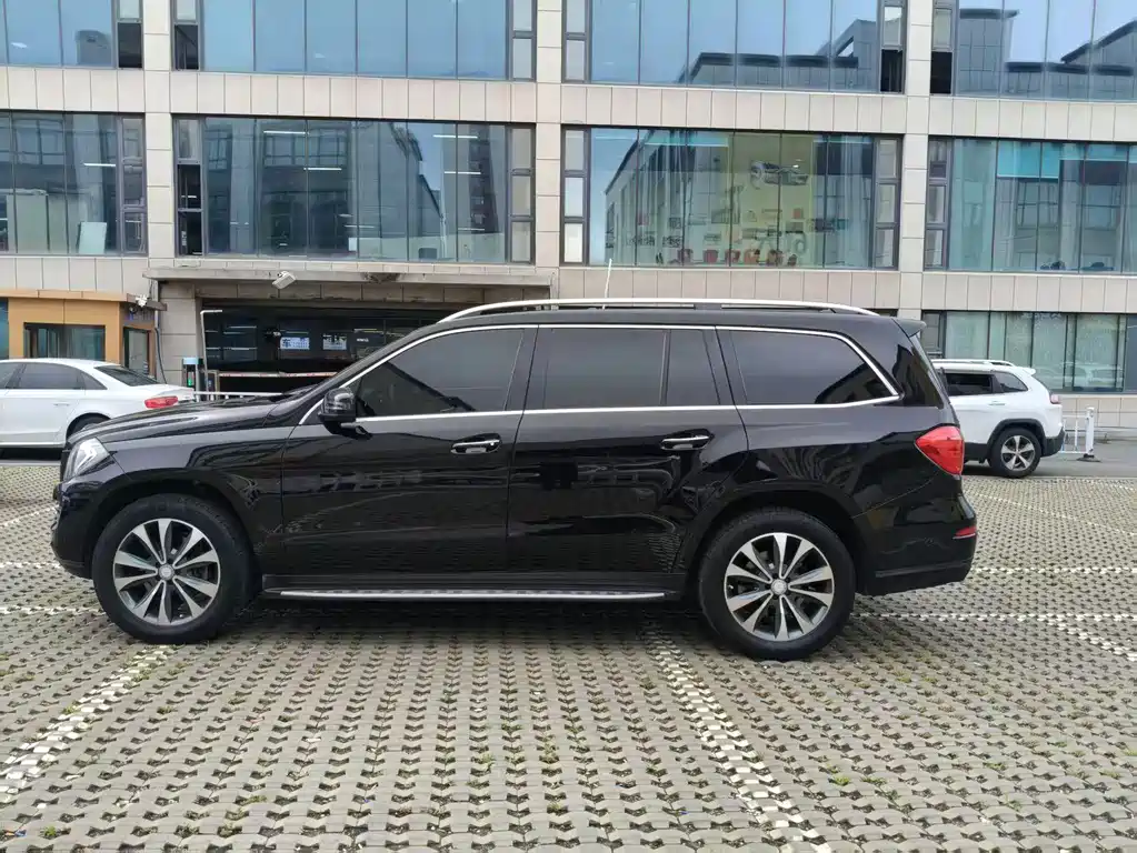 Mercedes-Benz GL-Class 2015 — фото 4