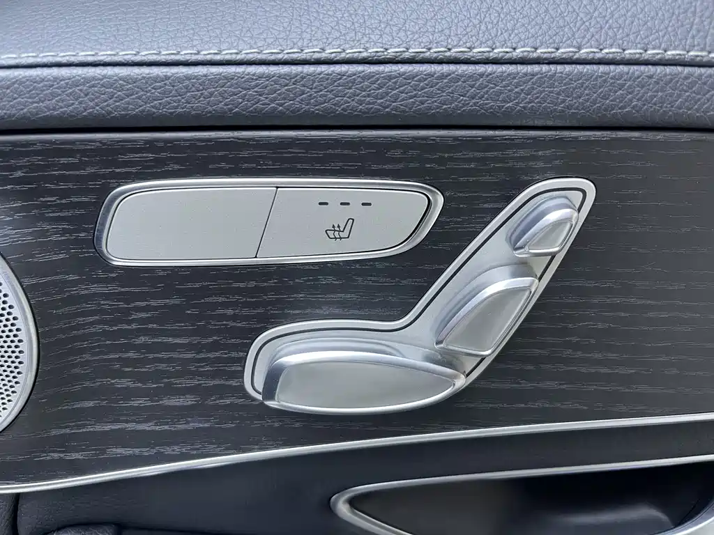 Mercedes-Benz C-Class 2021 — фото 19