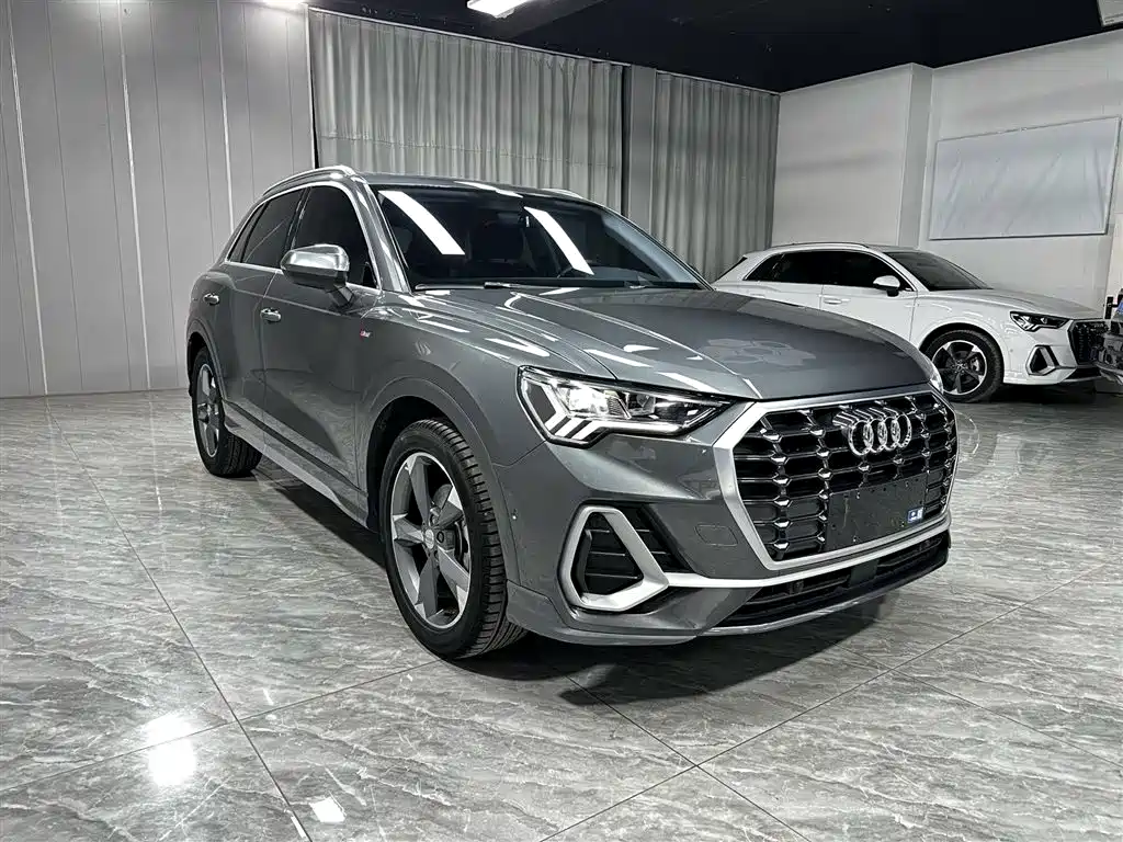 Audi Q3 2022 — фото 3