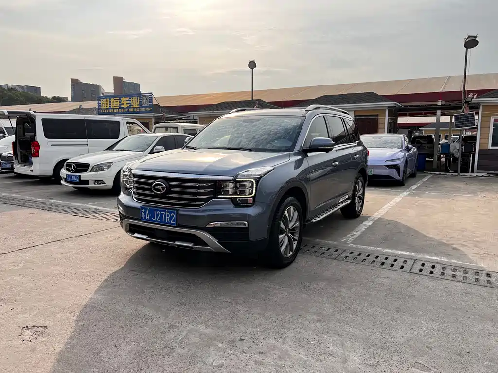 GAC Motor Trumpchi GS8 2017 — фото 3