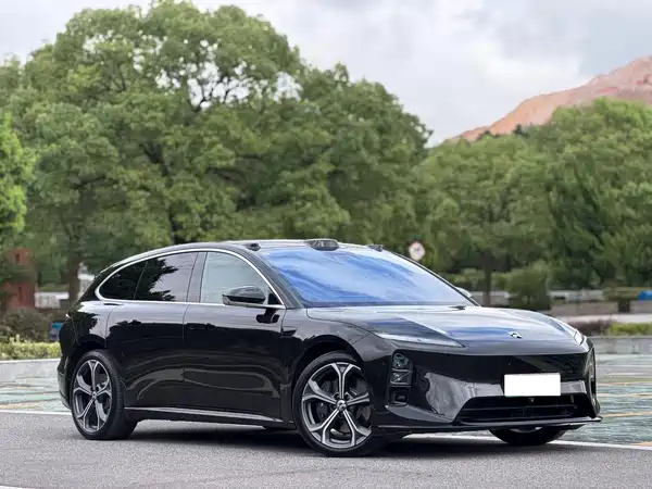 NIO ET5T 2025