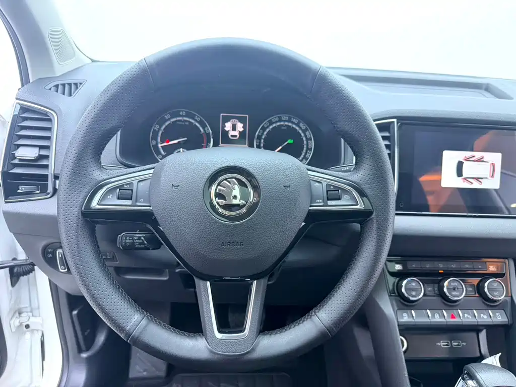 Skoda Karoq 2022 — фото 12