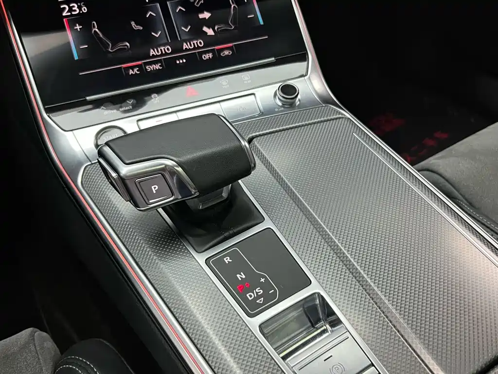 Audi A6L 2023 — фото 15
