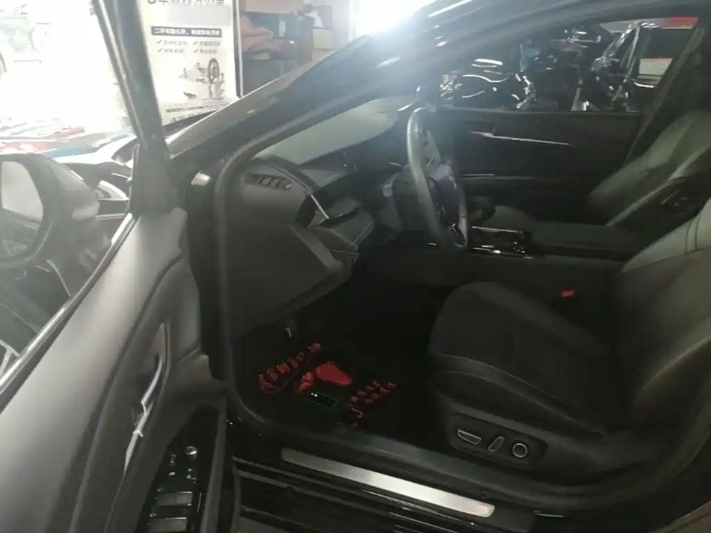 Toyota Camry 2024 — фото 16