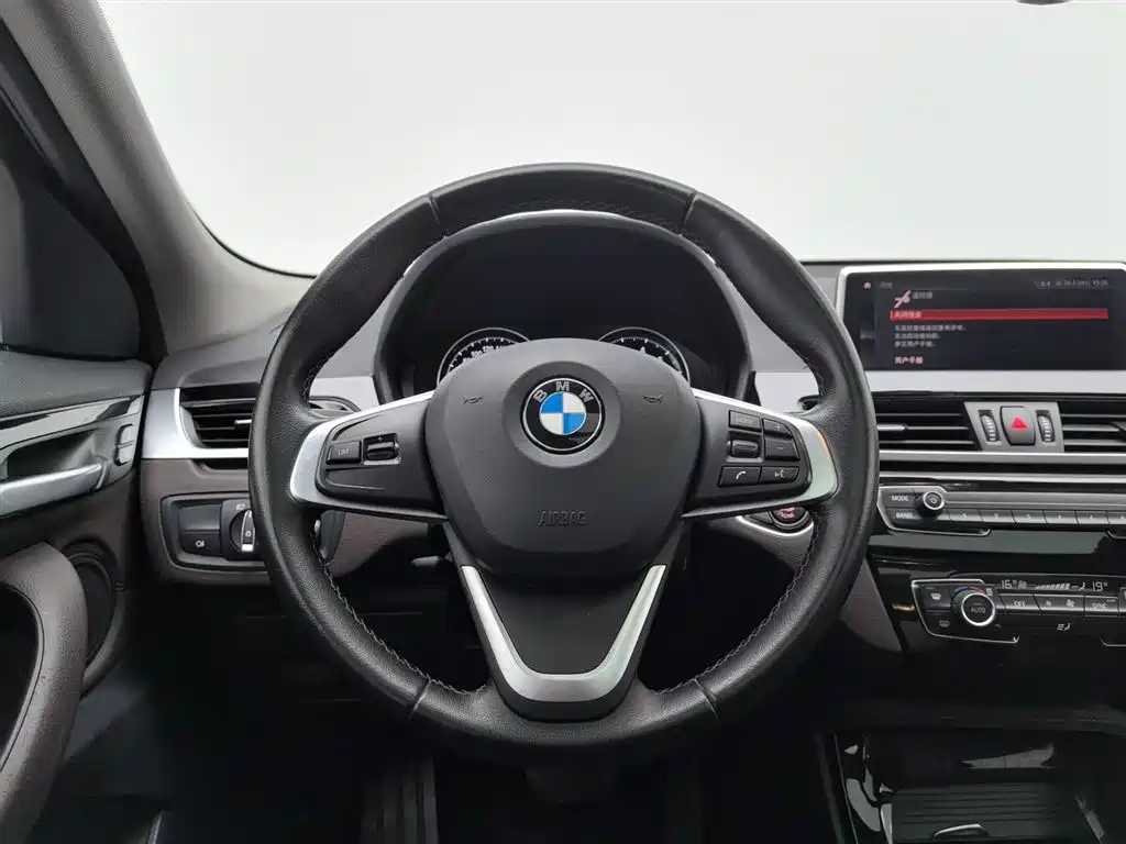 BMW X2 2021 — фото 11