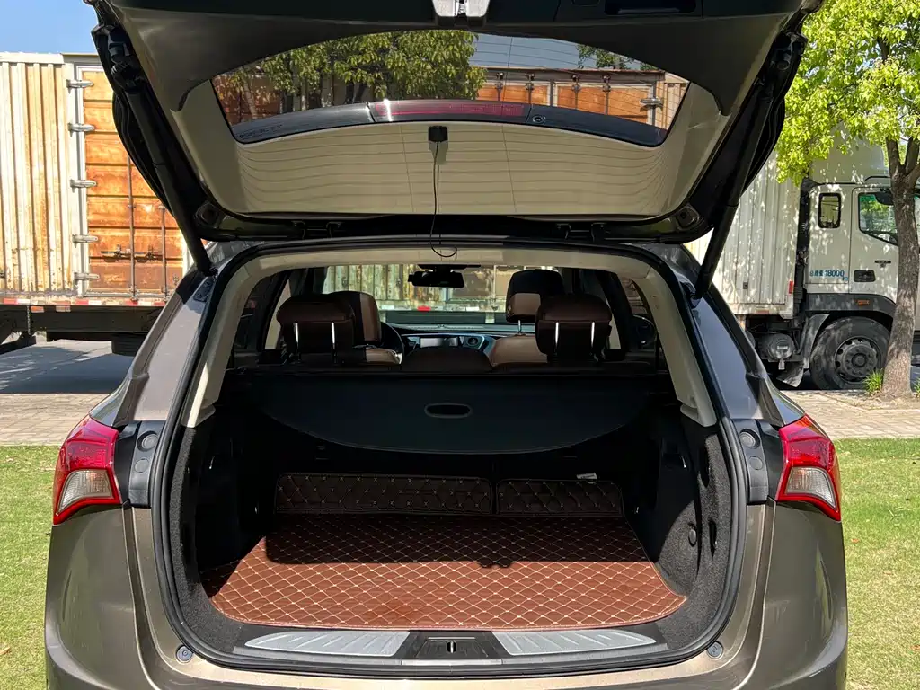 Buick Envision Plus 2018 — фото 22