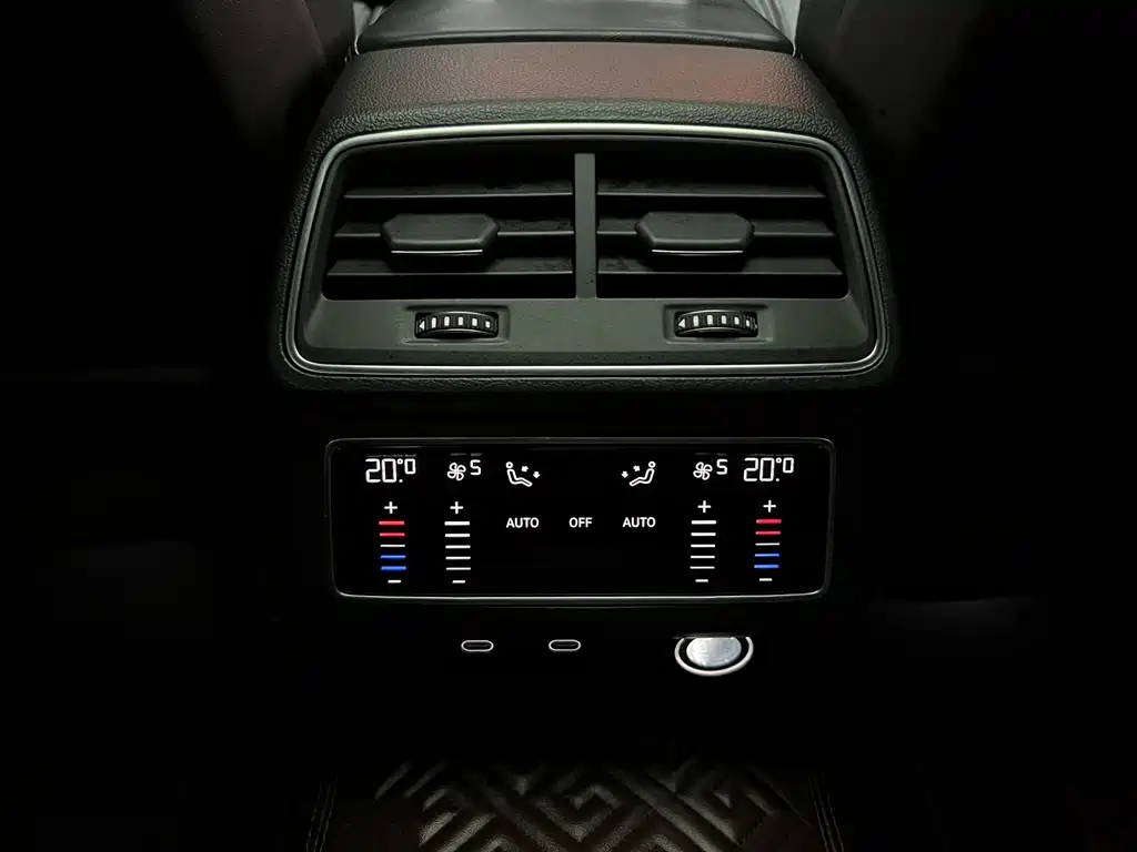 Audi A6L 2023 — фото 25