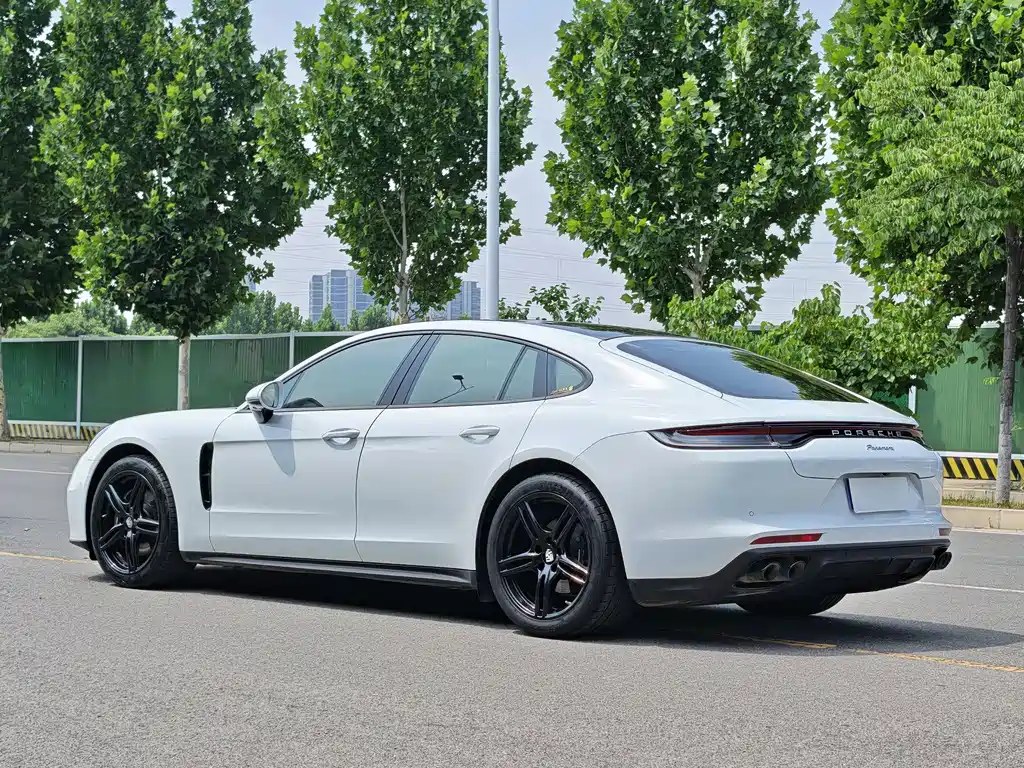 Porsche Panamera 2023 — фото 14