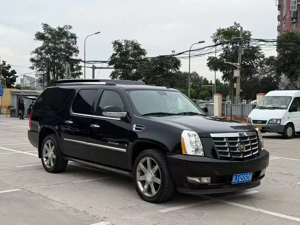 Cadillac Escalade 2011 — фото 3