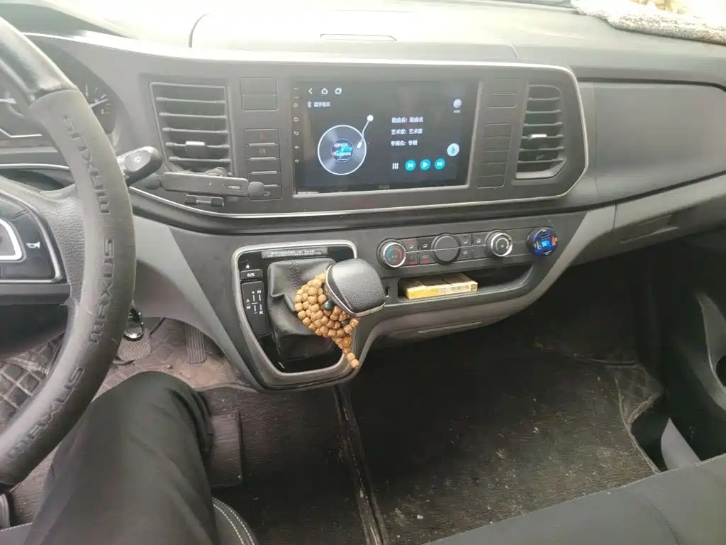 Maxus V80 2024
