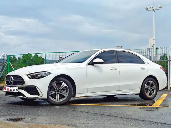 Mercedes-Benz C-Class 2022