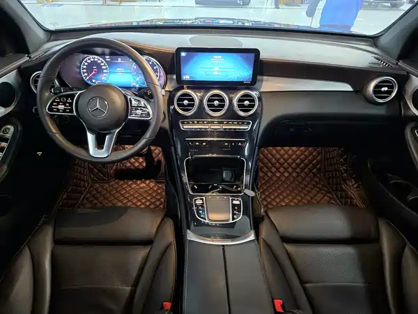 Mercedes-Benz GLC 2021