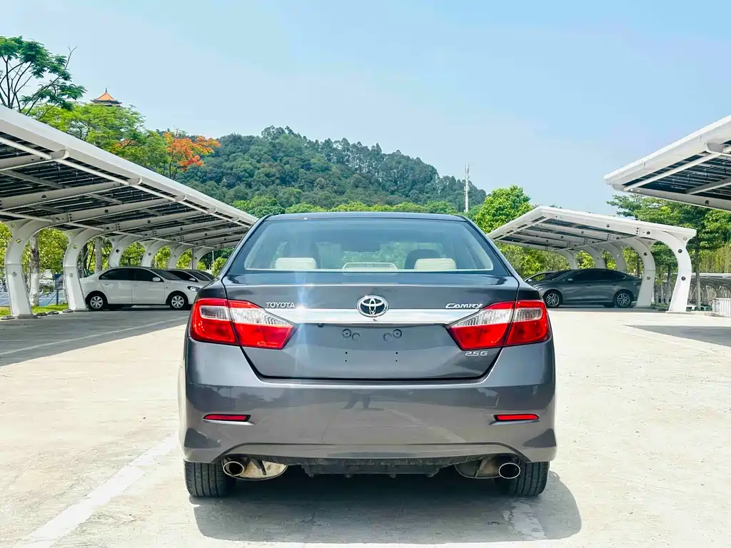 Toyota Camry 2012