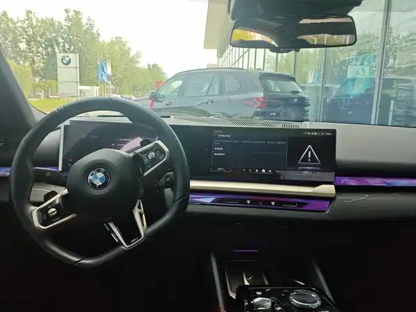 BMW 5 Series 2025